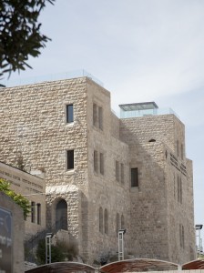 ישיבת אש התורה - התקנת מזגנים